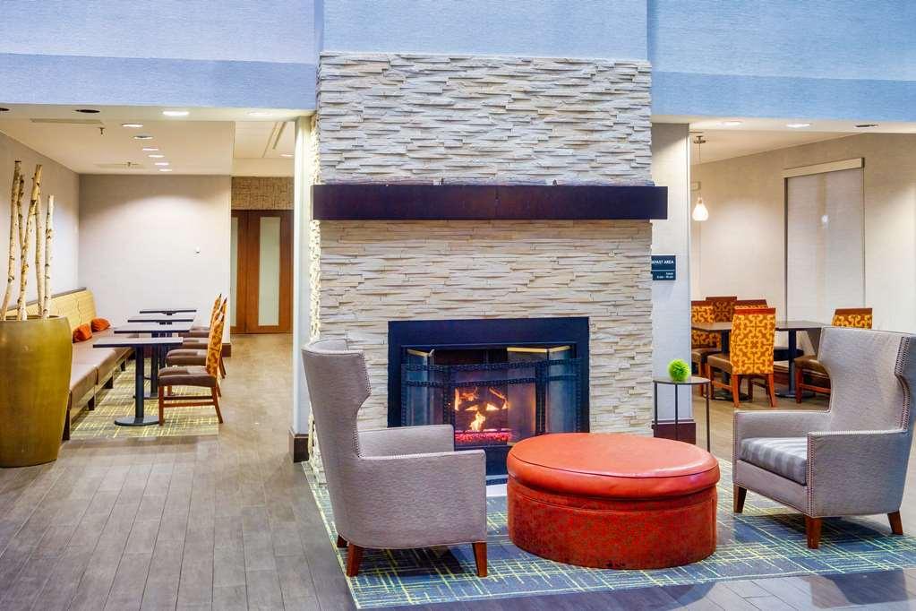 Hampton Inn Хаверхилл Интерьер фото