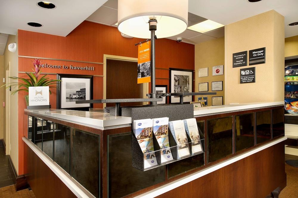 Hampton Inn Хаверхилл Экстерьер фото