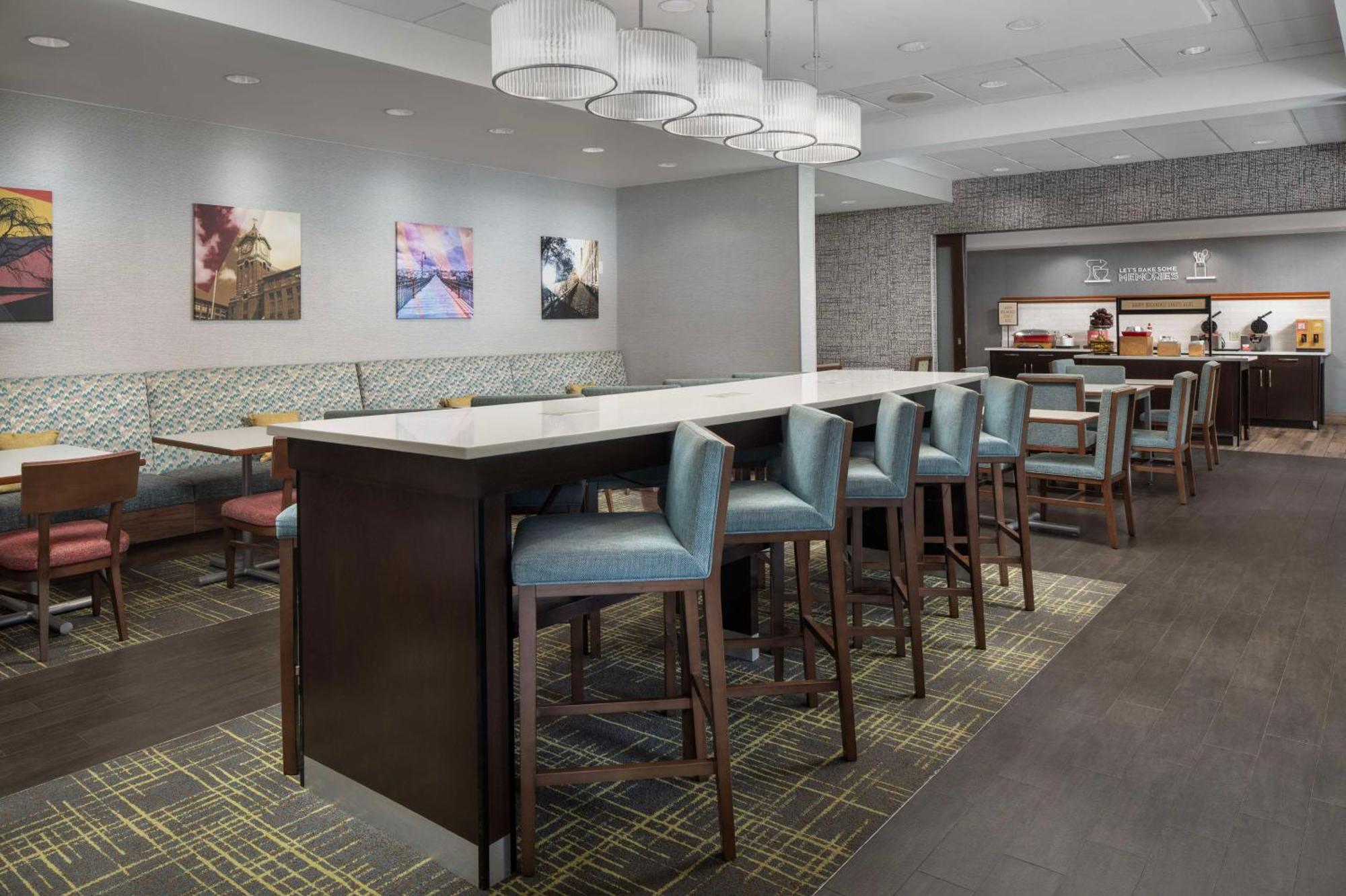 Hampton Inn Хаверхилл Экстерьер фото